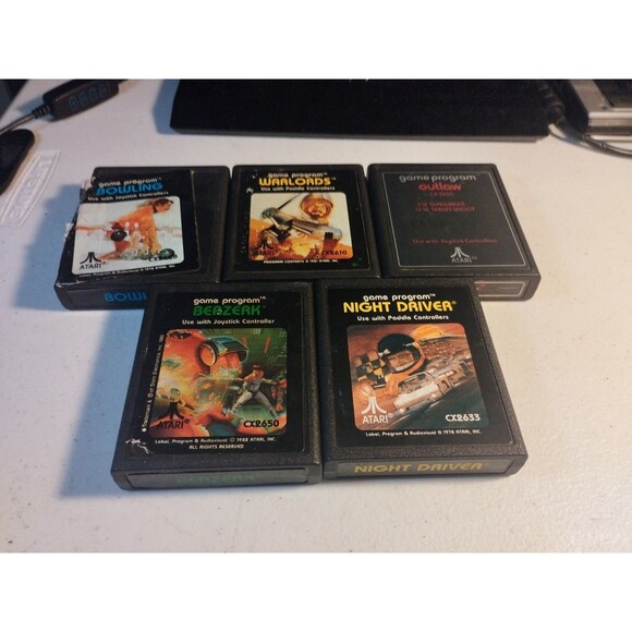Atari 2600 Lot Of 5 Games - Tested & Work - Berzerk, Night Driver, Outlaw - Picture 1 of 3